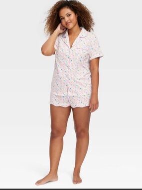 SOLD OUT Geo Hearts Short Sleeves/ Shorts Pajama Set Roller Rabbit x Target XXL